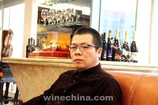 Best Wishes to Yang Ling (12) Ren Bin:wish wine institute can be an influential international institute!