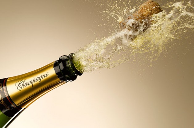 Champagne propels French wine exports to record in 2015