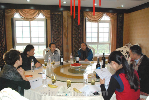 2016 China Fine Wines Challenge Held In Qingdao 